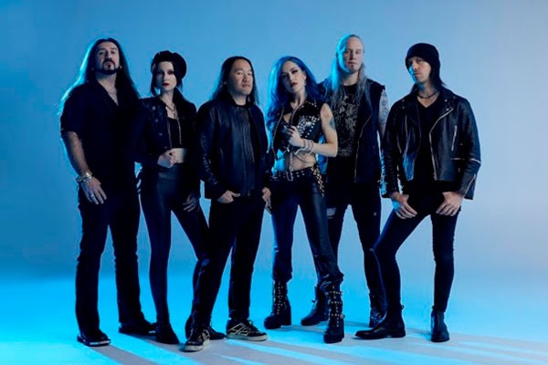 DRAGONFORCE и Алисса Уайт-Глуз